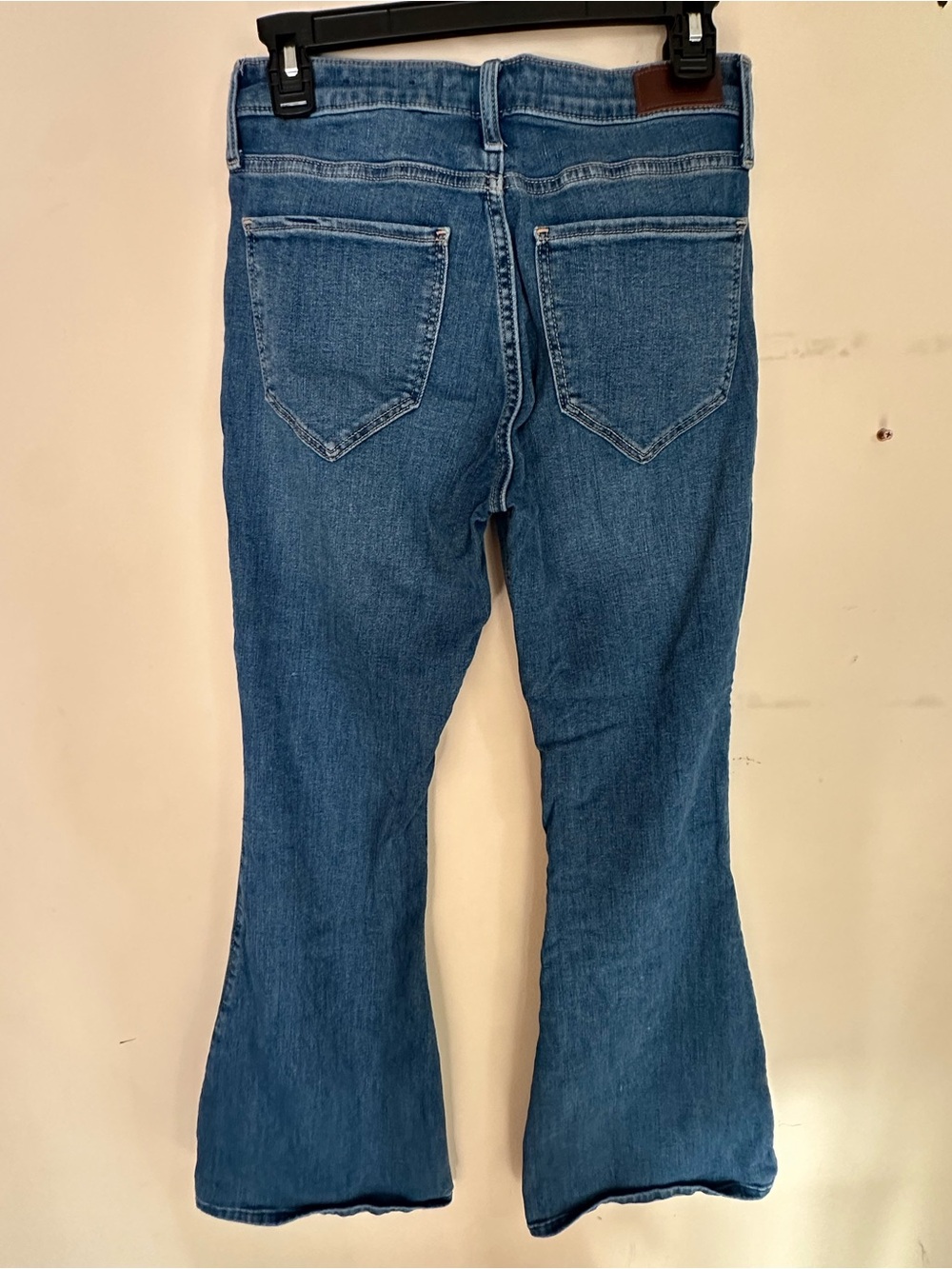 Hollister Mid-Rise Flare Jeans - Blue Denim - Picture 2 of 3